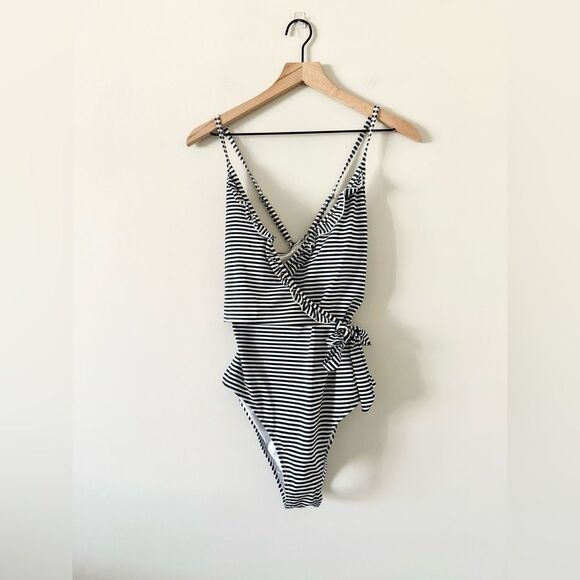 Cupshe Wrap Top One Piece Swimsuit in Navy and White Stripe - Size L - Picture 4 of 8